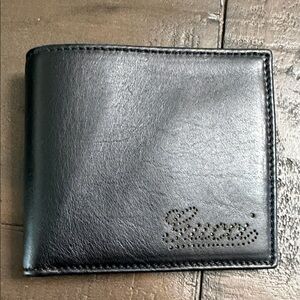 Authentic Gucci Black Leather Men’s wallet